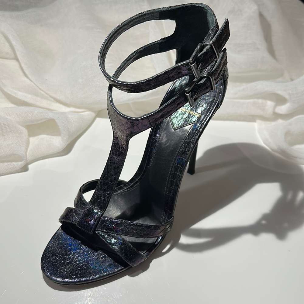 Brain Atwood heels